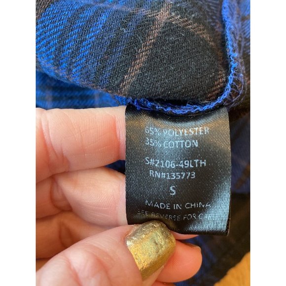Vici Women’s Top Button-Down Plaid Flannel Shirt Blue Small - Picture 8 of 10